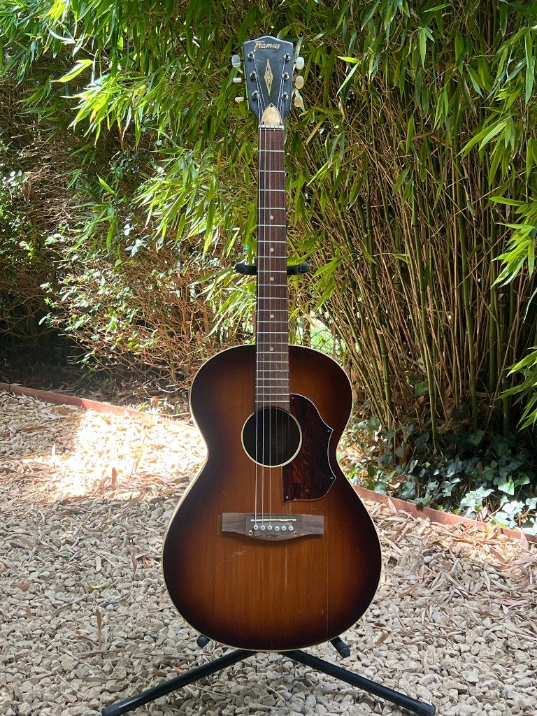 FRAMUS Serenade 1961 Parlor (small body), Enlèvement, Utilisé