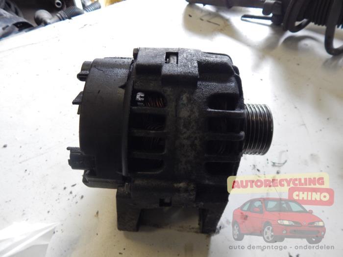 Dynamo d'un Renault Laguna, Renault, -, 3 mois de garantie, Utilisé