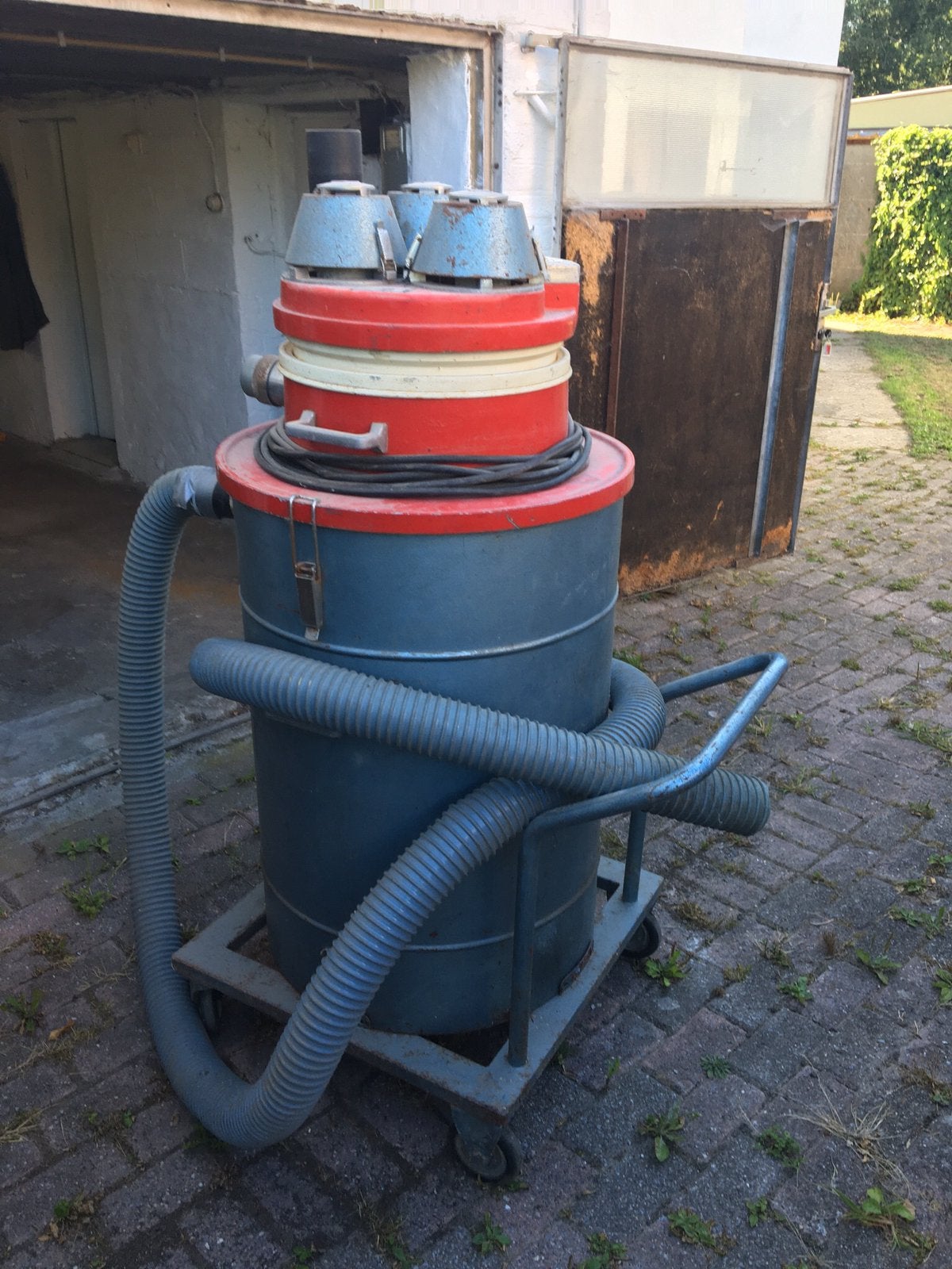 Mobile afzuiging voor houtbewerking, Doe-het-zelf en Bouw, Ophalen, Zo goed als nieuw
