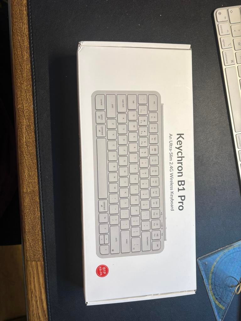 Keychron b1 pro, Computers en Software, Toetsenborden, Ophalen, Azerty, Nieuw