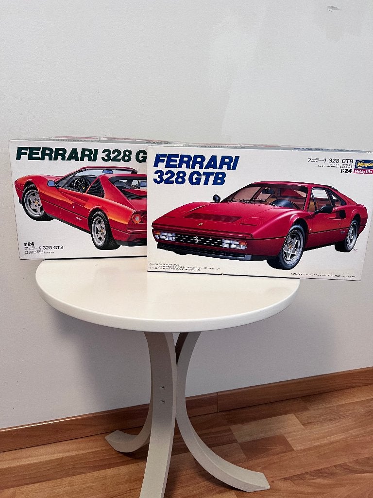 2 Hasegawa Ferrari 328 GTB en GTS 1/24, Overige merken, 1:50 of kleiner, Auto, Ophalen of Verzenden