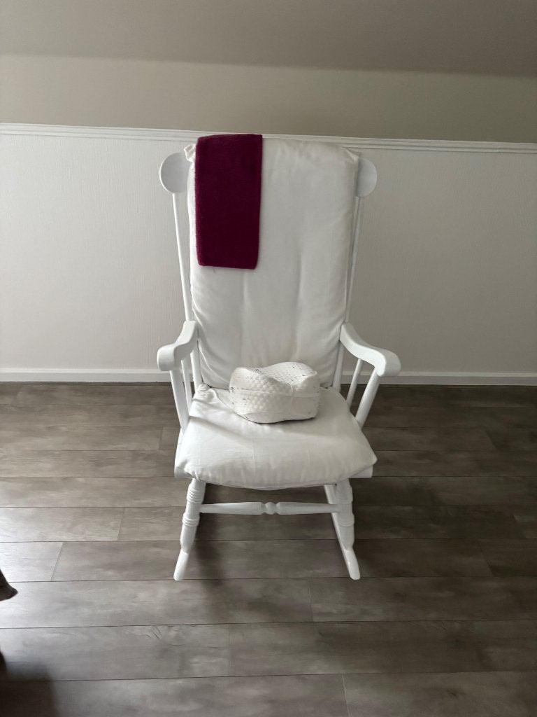 Schommelstoel wit te koop voor 70€, Ophalen, Gebruikt