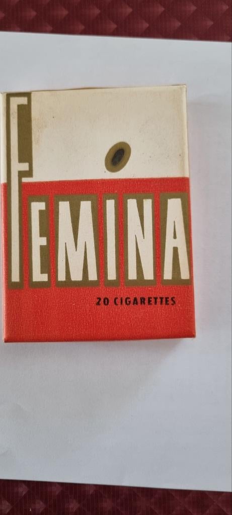 Paquets de cigarettes belges et internationales, Enlèvement ou Envoi