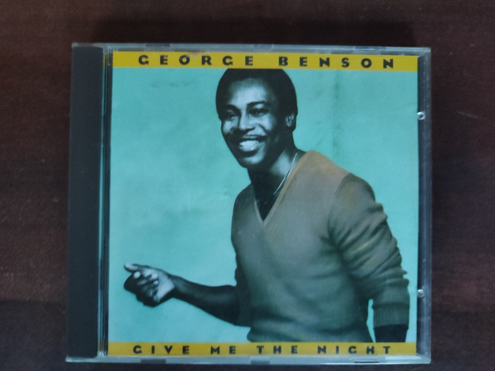 CD : GEORGE BENSON - DONNE-MOI LA NUIT, Enlèvement ou Envoi