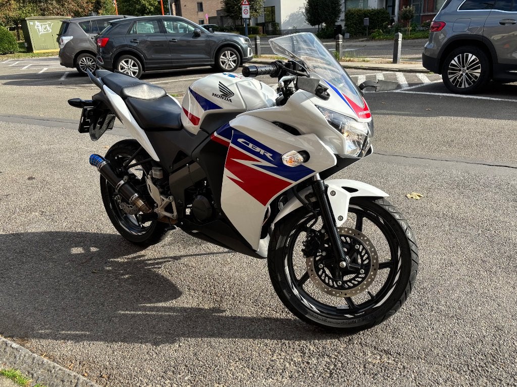 Honda CBR125R / 2014 / 6900 km️ ❗️, Motos, Occasion, Permis Moto A1 minimum, Éclairage LED, 1 cylindre