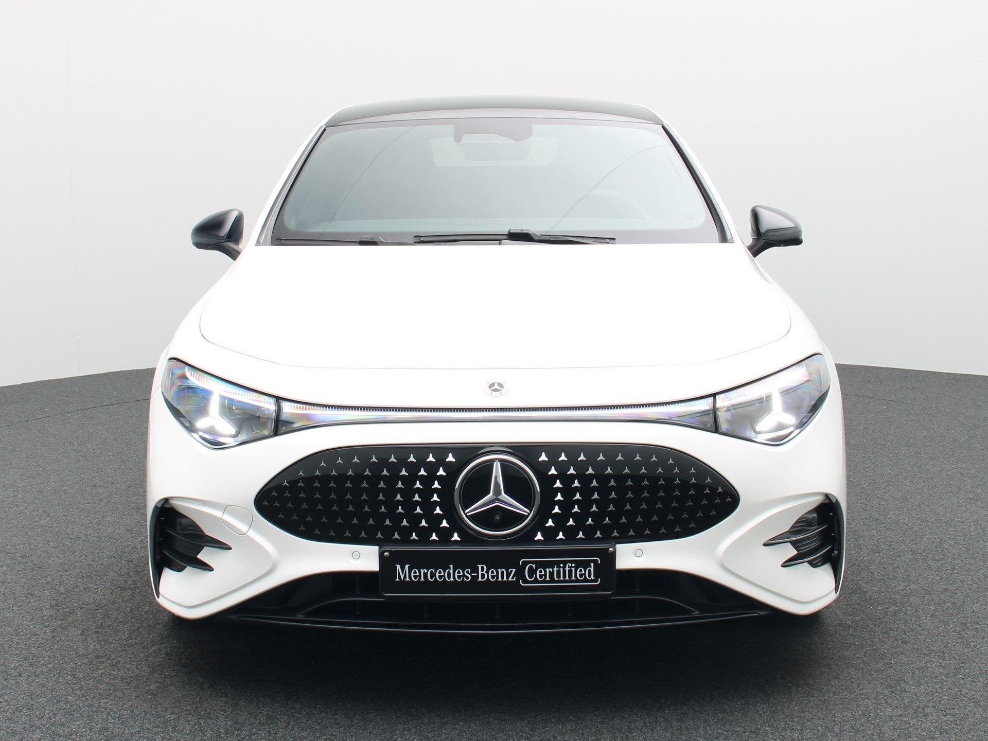 Mercedes-Benz CLA 250+ Sport Edition + AMG LINE + MULTIBEAM, Auto's, Automaat, Gebruikt, Wit, 5 zetels