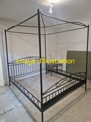 Smeedijzeren hemelbed van 180x200 cm, Huis en Inrichting, Ophalen