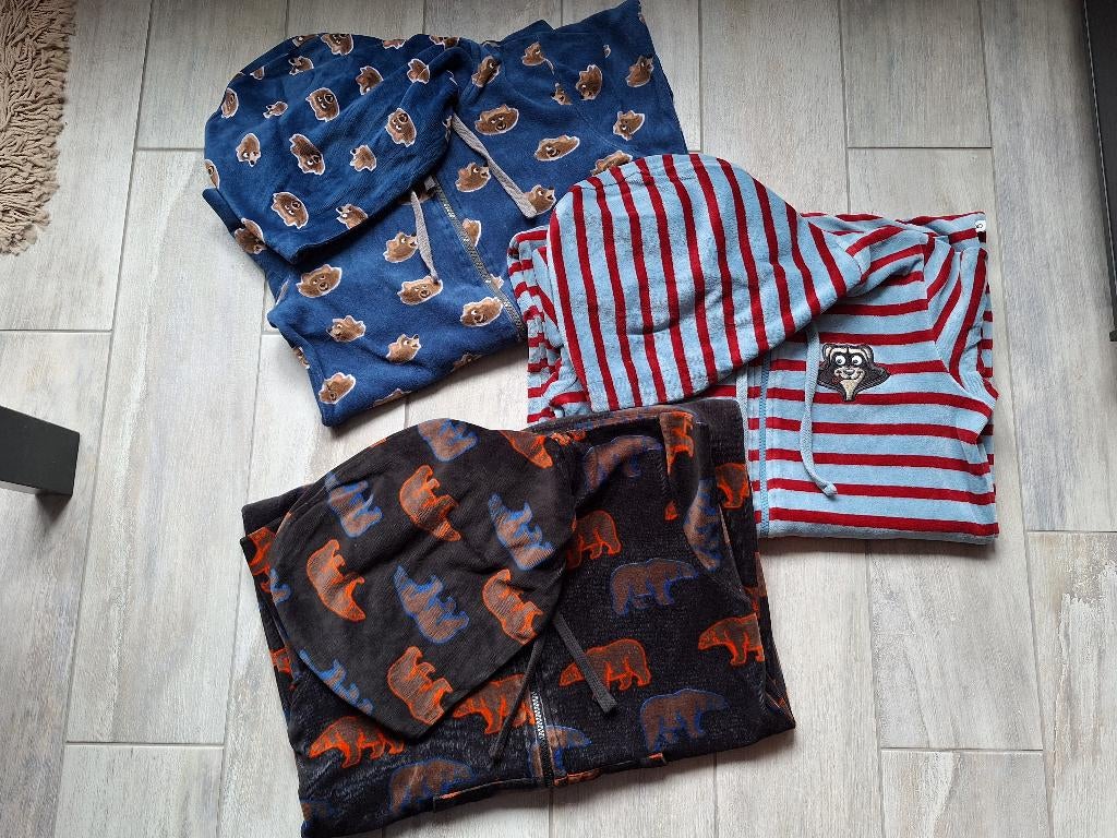 ★ M152 - Woody onesie velours, Nacht- of Onderkleding, Gebruikt, Ophalen of Verzenden, Jongen