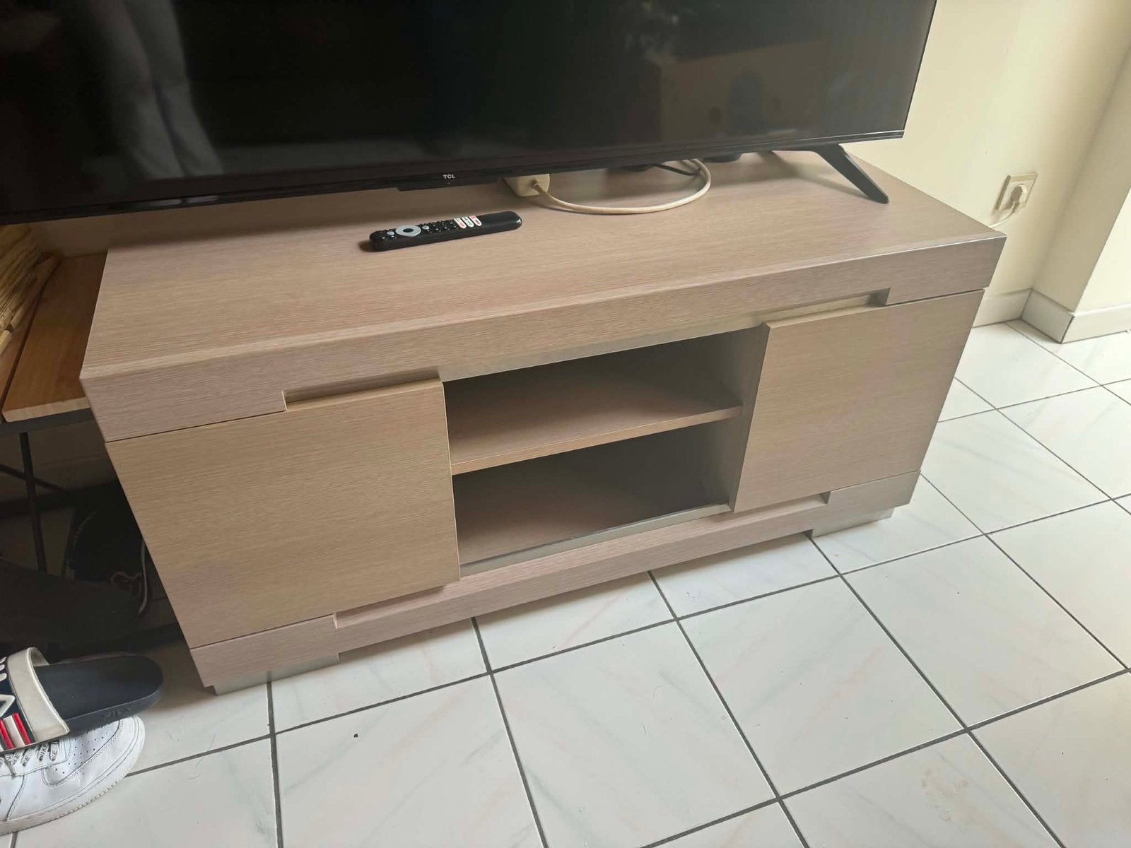 Tv kast 55x55x115, Ophalen, Zo goed als nieuw