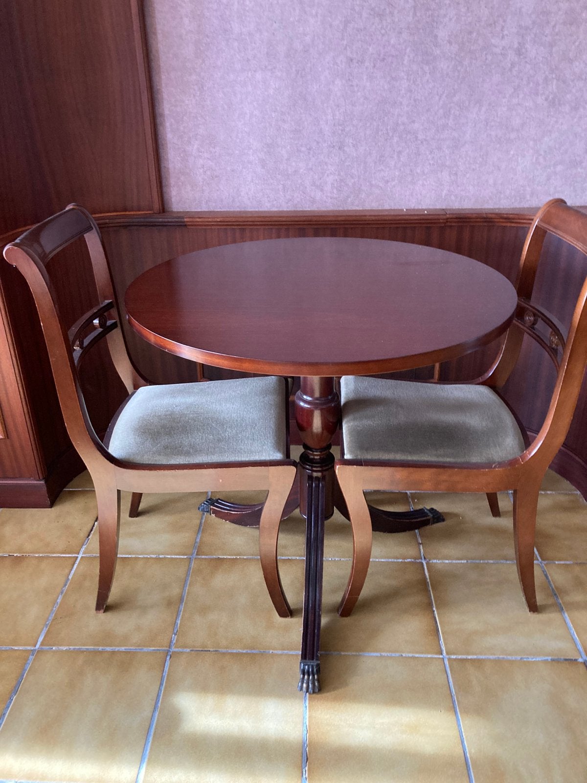 42 stoelen, Ophalen, Gebruikt, Klassiek/ Engels