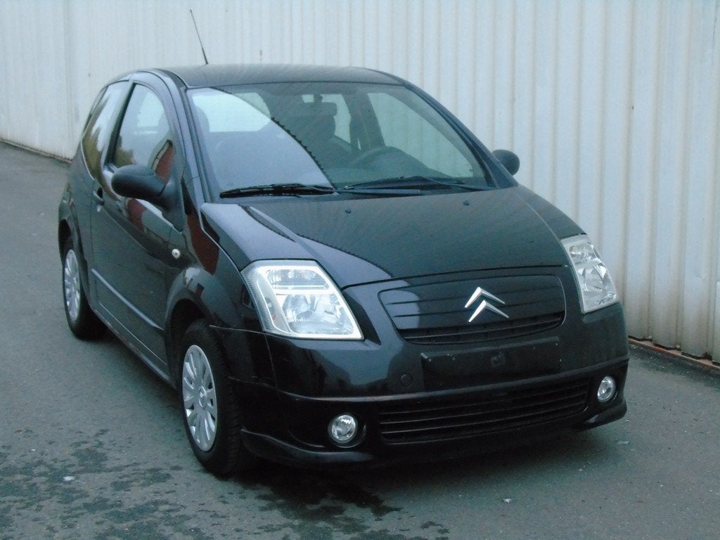 Citroën C2 Essence. Avec accident., 1124 cm³, Achat, Boîte manuelle, 44 kW