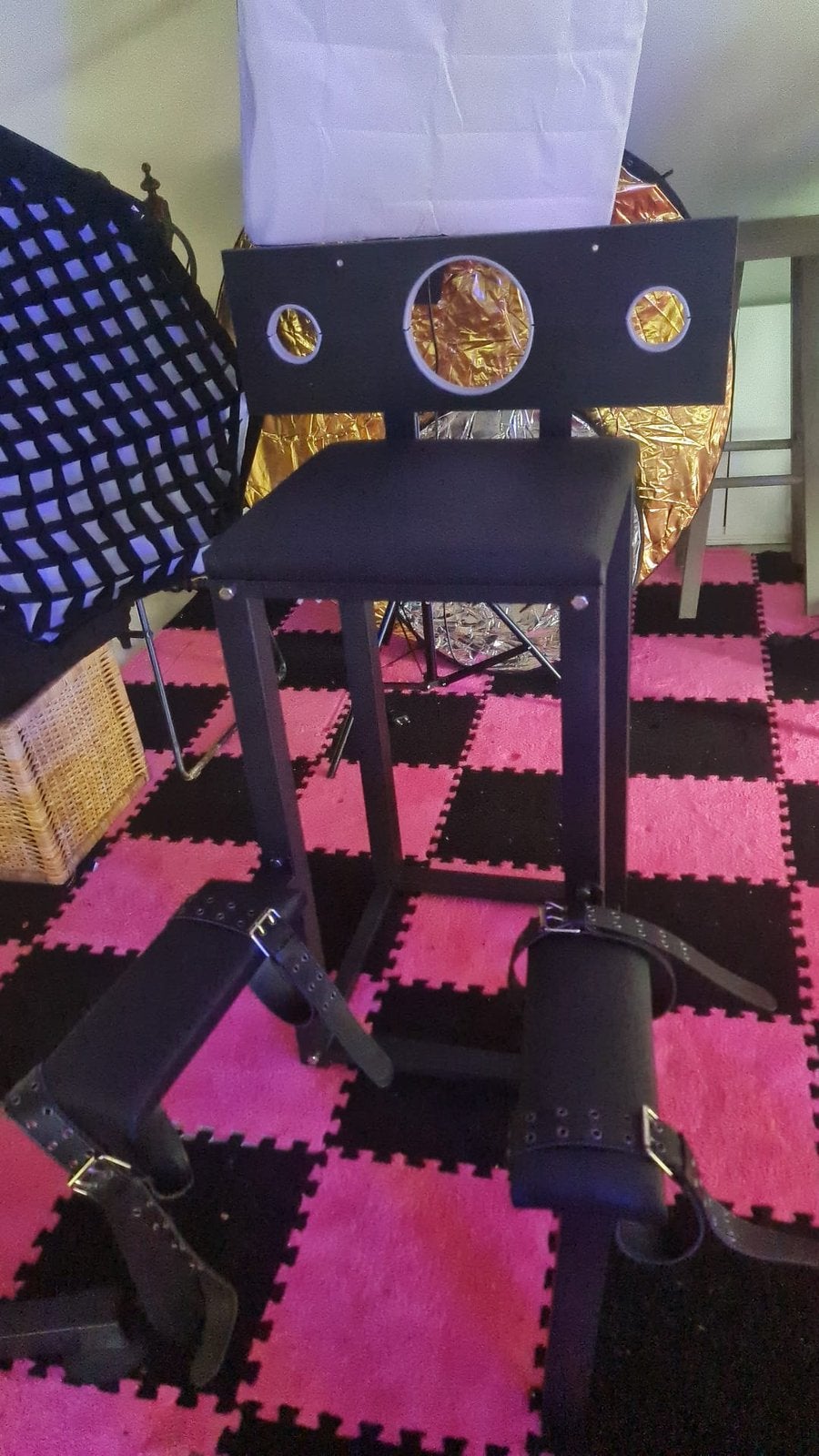 BDSM stoel, Huis en Inrichting, Ophalen, Zwart, Leer, Overige stijlen