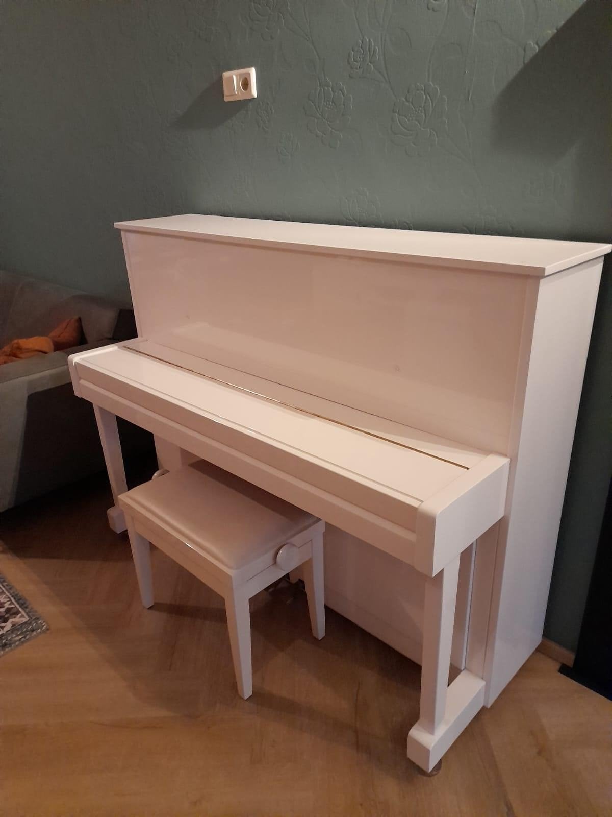 Piano wit hoogglans, Ophalen, Wit, Zo goed als nieuw, Piano