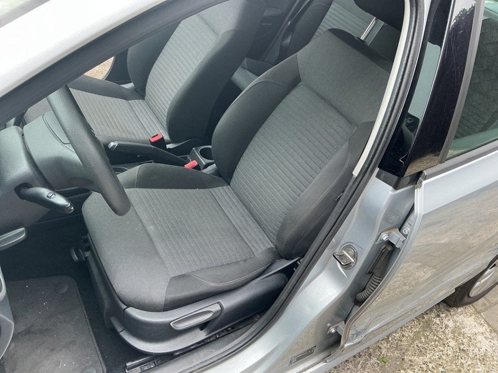 SIEGE AVANT GAUCHE ( CONDUCTEUR ) Volkswagen Polo V (6R), Volkswagen, Volkswagen AG, Utilisé, Kundenbetreuung@volkswagen.de