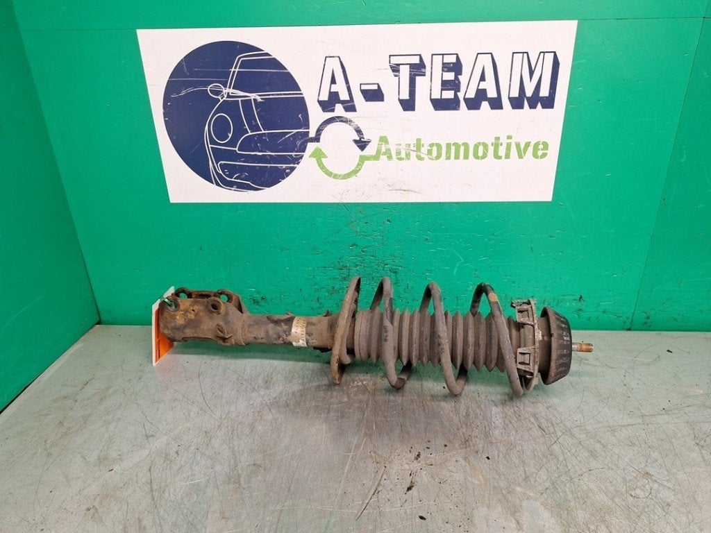 SCHOKBREKER LINKS VOOR Honda Jazz (GD / GE2 / GE3), Hanauer Landstraße  222-224
60314  Frankfurt am Main, DE, Honda, Gebruikt