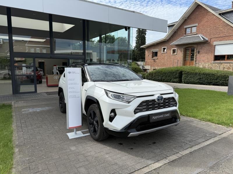 Toyota RAV-4 Style Plus, Autos, 2487 cm³, Euro 6, 131 kW, https://public.car-pass.be/vhr/caa101b5-49f5-4923-b214-c32719486852