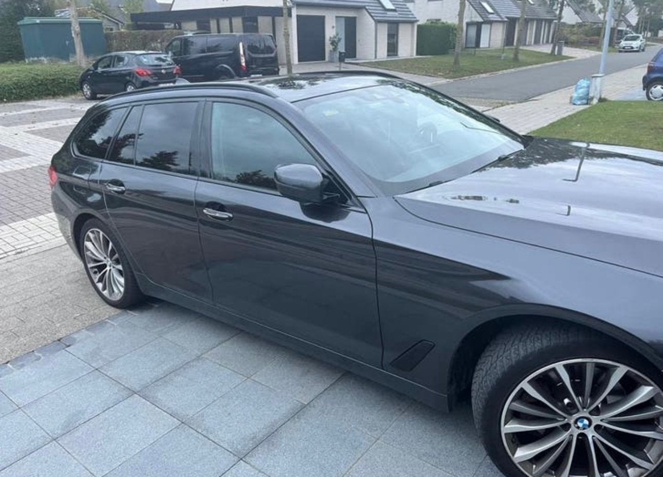Bmw 520d sportline, Auto's, Automaat, Achterwielaandrijving, Zwart, Leder