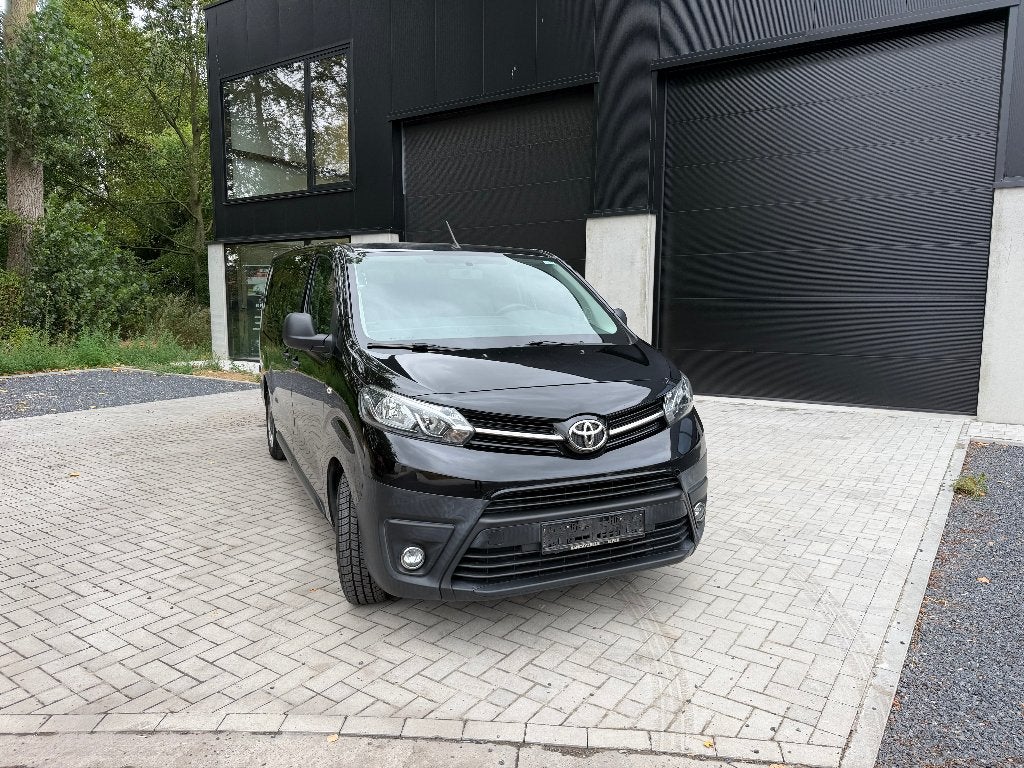 Toyota Proace Verso Lange wielbasis, 9 zitplaatsen, zwart., Auto's, Toyota, Dealer onderhouden, Stof, Euro 6, ProAce