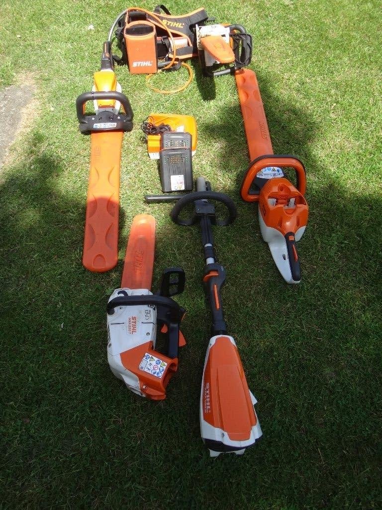 Stihl Taille haie avec accu et chargeur, Jardin & Terrasse, Enlèvement, Utilisé, Batterie, STIHL