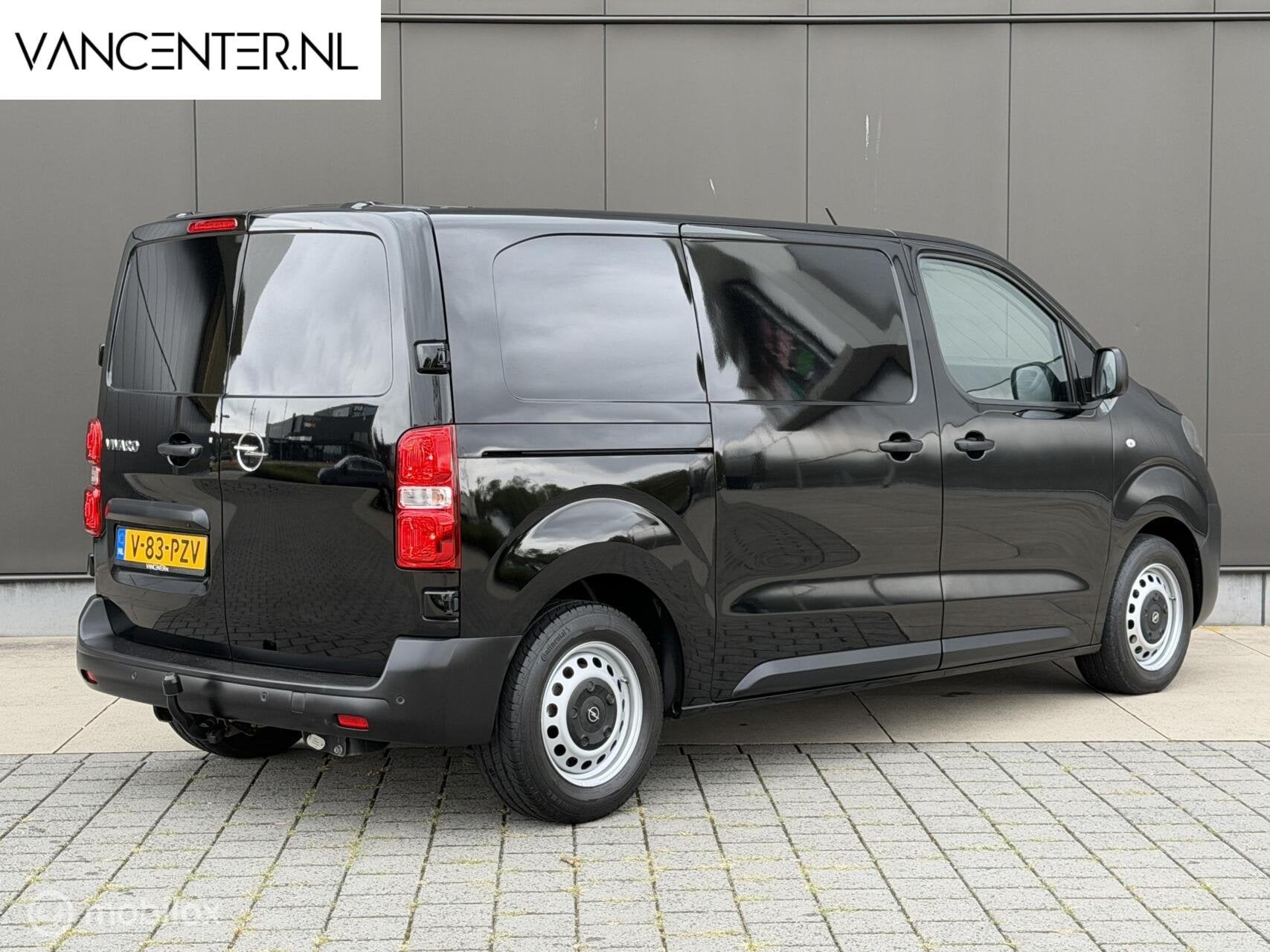 Opel Vivaro 2.0 Diesel 145PK Automaat Apple Carplay Trekhaak, Autos, Camionnettes & Utilitaires, Achat, 3 places, Carnet d'entretien