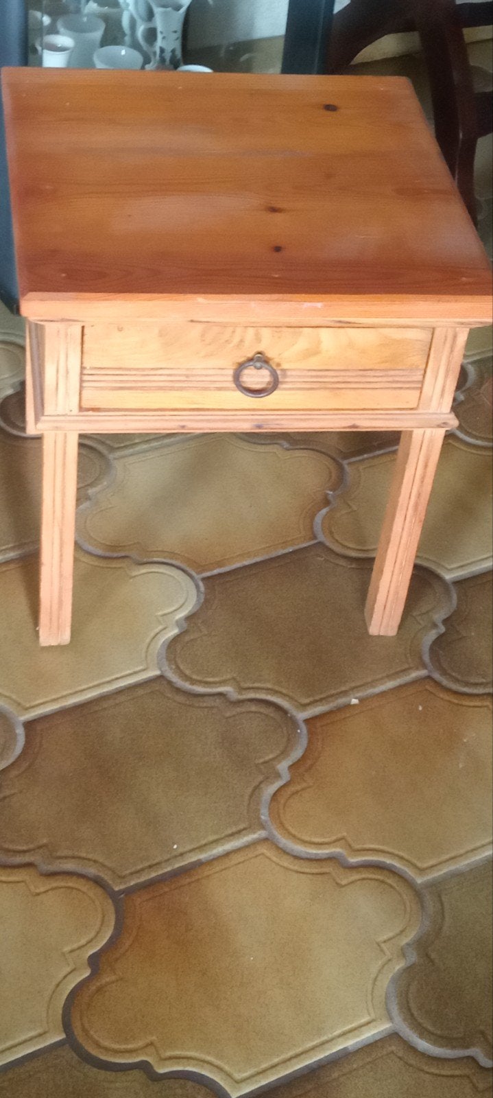 Petite table d'appoint