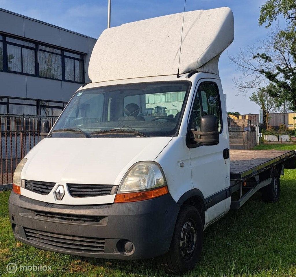 Renault Master bestel T35 2.5 dCi L3H1, Auto's, Renault, 4 deurs, 4 cilinders, 74 kW, 2570 kg