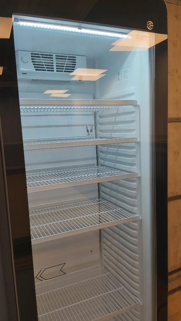 Frigo XL : 385 Liter : Nieuw, Ophalen, Zonder vriesvak, 200 liter of meer, Nieuw