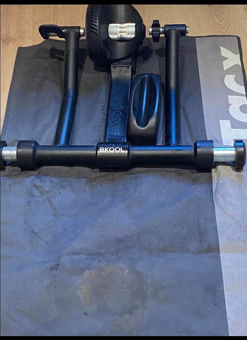 Roltrainer voor de fiets, Ophalen, Zo goed als nieuw