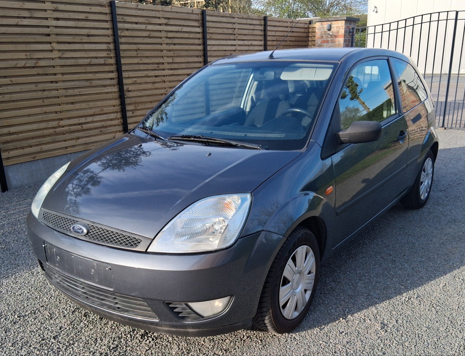 Ford Fiesta 1300 cc, Achat, Boîte manuelle, Alarme, Particulier