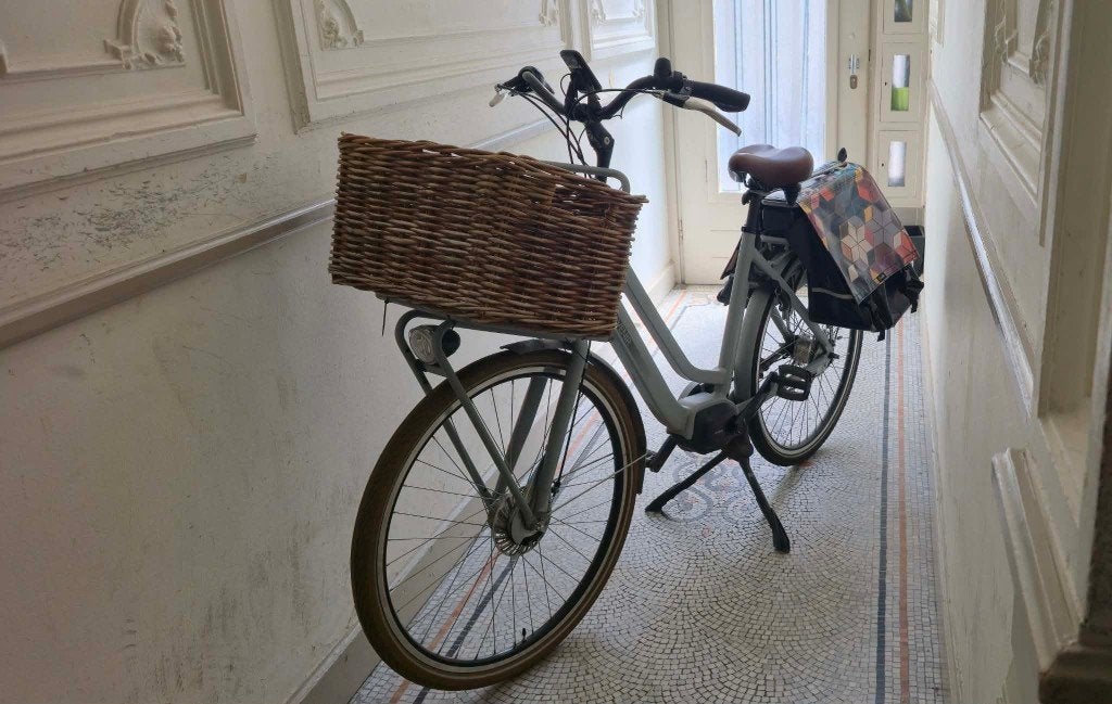 L'avenir Azuro elektrische damesfiets, Fietsen en Brommers, Gebruikt, 47 tot 50 cm, Versnellingen, Trommelrem