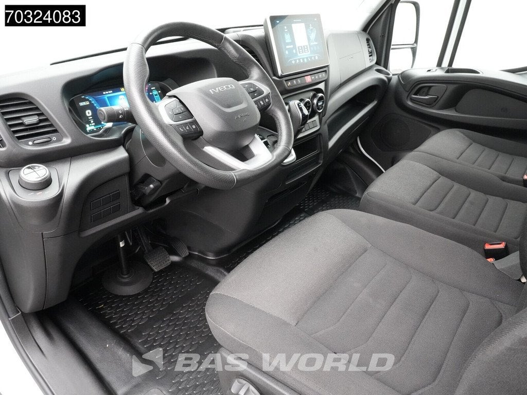 Iveco Daily 35S16 Automaat Laadklep Bakwagen LED Navi Airco, Auto's, Bestelwagens en Lichte vracht, Automaat, Stof, Gebruikt, Euro 6