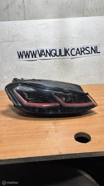 Koplamp rechts xenon Volkswagen Golf VII ('12->), Enlèvement ou Envoi, Volkswagen, Utilisé, Volkswagen