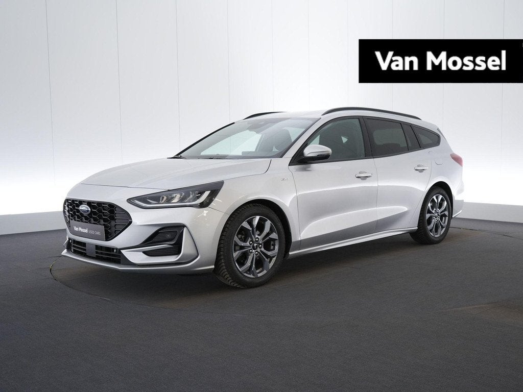 Ford Focus Clipper ST Line Style|Automaat||Camera|Carplay, Auto's, 1349 kg, Stof, Gebruikt, Euro 6