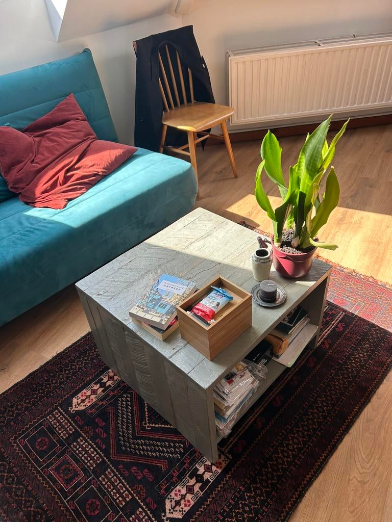 Wood Salon Table, Ophalen