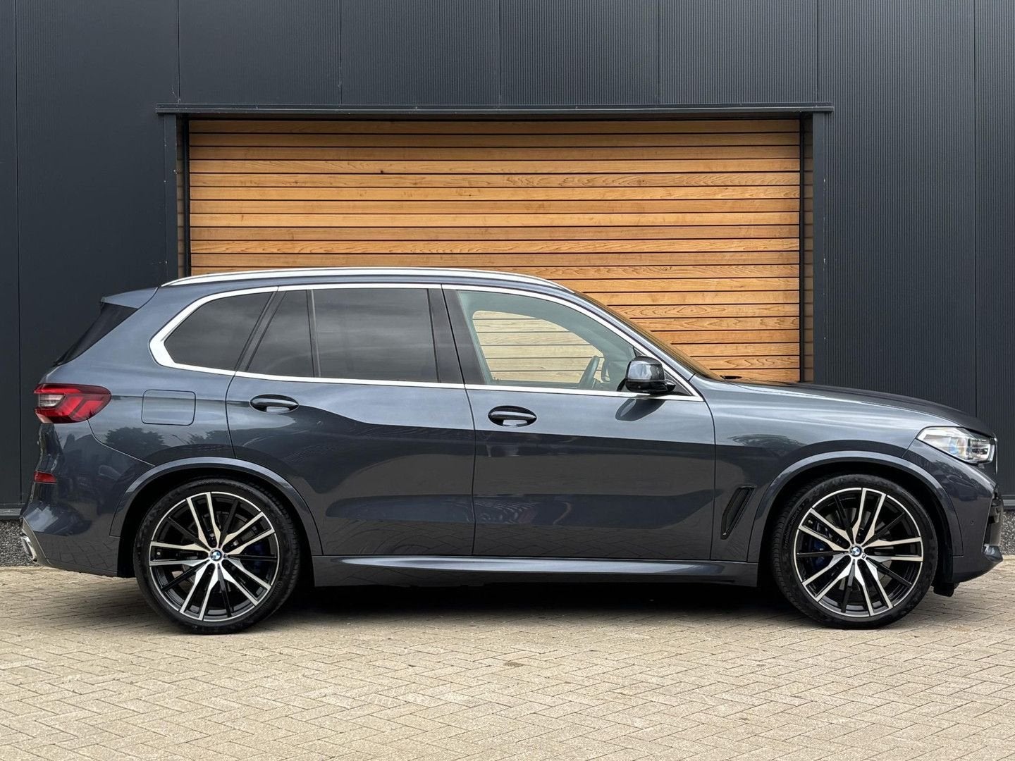 BMW X5 xDrive45e PANO|4W-BESTURING|STOELVENTILATIE|H&K, Auto's, BMW, Automaat, 4x4, Bedrijf, Hybride Elektrisch/Benzine