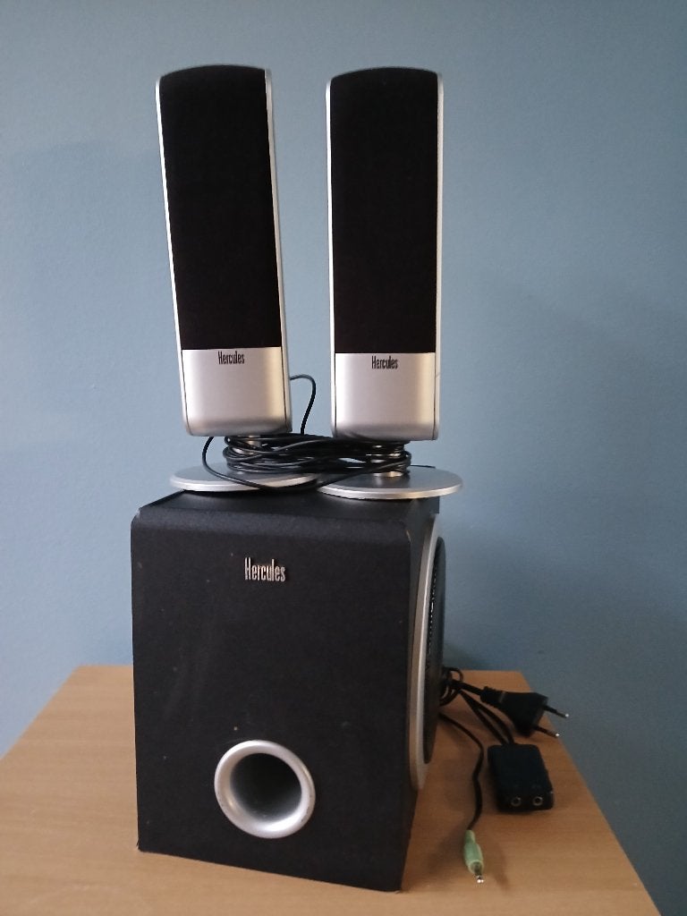 À vendre – veuillez consulter mes autres annonces., Enlèvement, Utilisé, Noir, Plastique