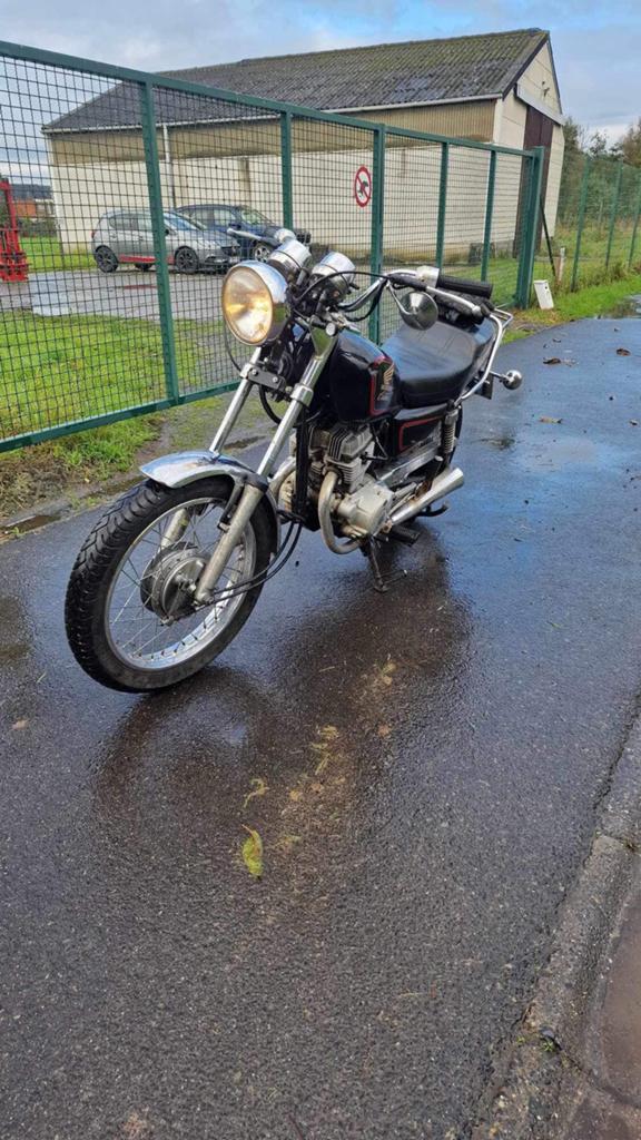 Oldtimer hond gn125, Particulier
