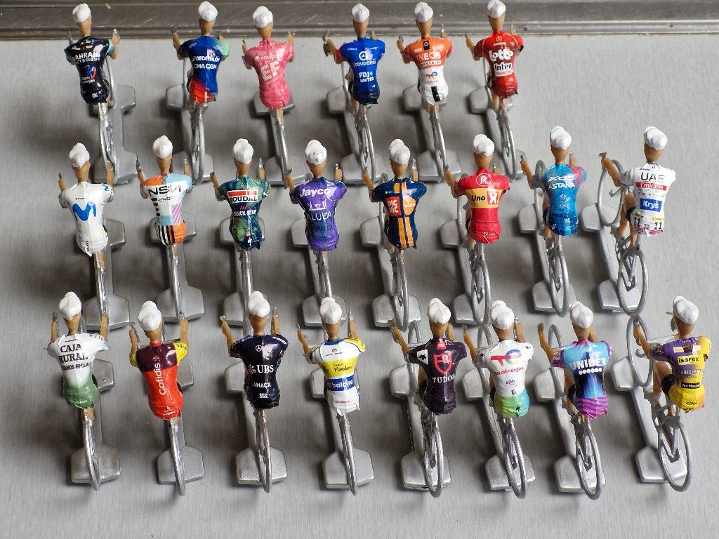 Tour - Giro - Vuelta cyclistes 2026, Envoi