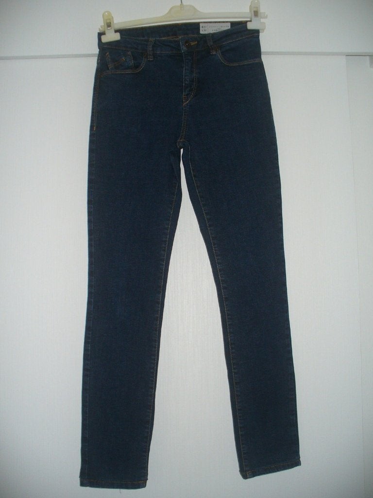 Jeansbroek Esprit maat 27, Vêtements | Femmes, Jeans, Esprit, Enlèvement ou Envoi, Comme neuf, W27 (confection 34) ou plus petit