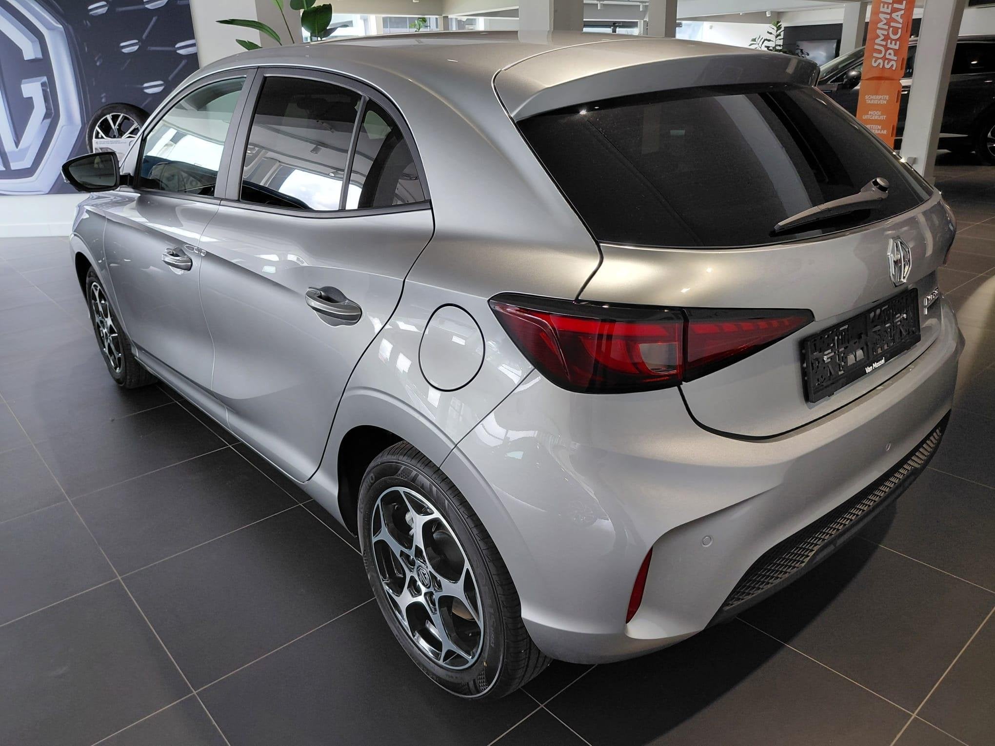 MG 3 1.5 HEV LUXURY (automatique), Autos, MG, Argent ou Gris, Achat, 143 kW, Entreprise