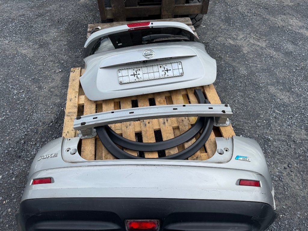 Hayon + Pare choc Nissan Juke 2010 - 2014, Arrière, Haillon arrière, Enlèvement, Utilisé