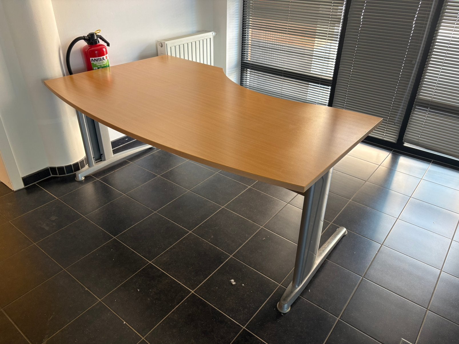 Bureaux, Enlèvement, Utilisé