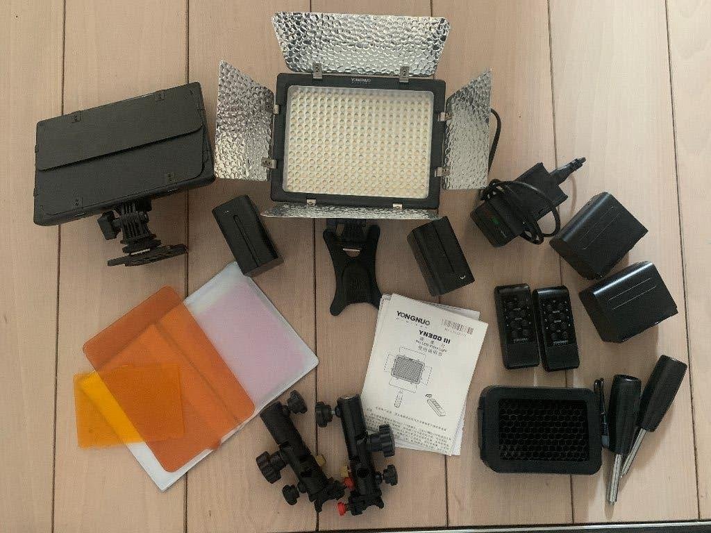 Studiolampen Yongnuo YN-300 III 3200-5500K LED light, Enlèvement ou Envoi, Comme neuf, Autres marques, Lampe de studio