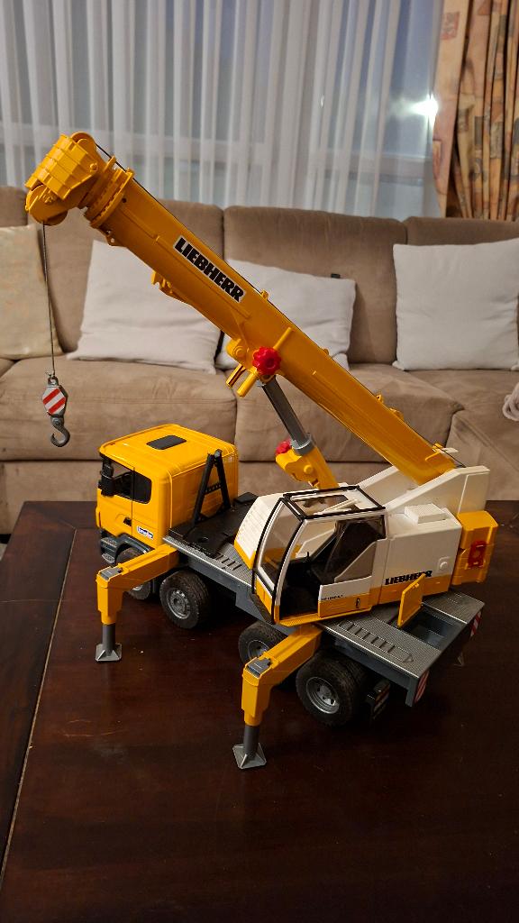 Camion-grue Bruder Liebherr Scania 560 R – grand modèle, Enlèvement ou Envoi, Utilisé