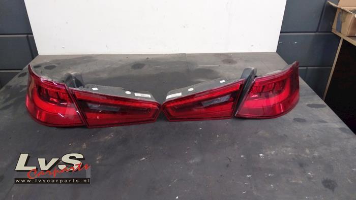Kit feux arrière gauche + droite d'un Audi A3, -, 3 mois de garantie, Audi, Utilisé