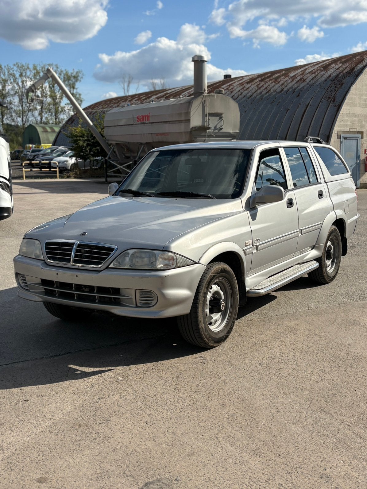 SSANGYONG MUSO 2.9 DIESEL 4X4 / AIRCO, Auto's, Zwart, Musso, 5 deurs, Particulier