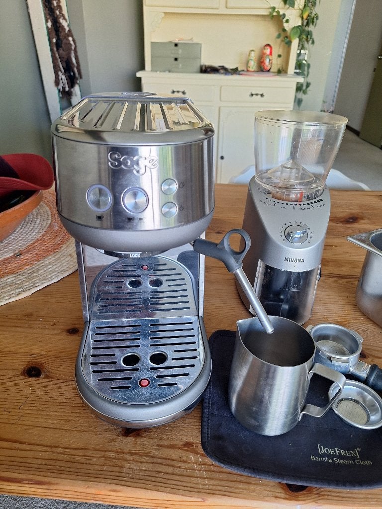 Koffiemachine Sage en koffiemolen, Elektronische apparatuur, Ophalen, Zo goed als nieuw, Koffiemolen, Sage
