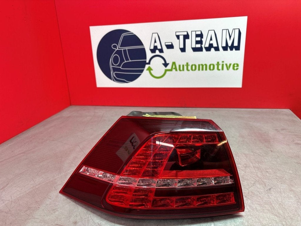 FEU ARRIÈRE GAUCHE Volkswagen Golf VII (AUA) (|5G0945207|), Volkswagen, Volkswagen AG, Utilisé, Kundenbetreuung@volkswagen.de