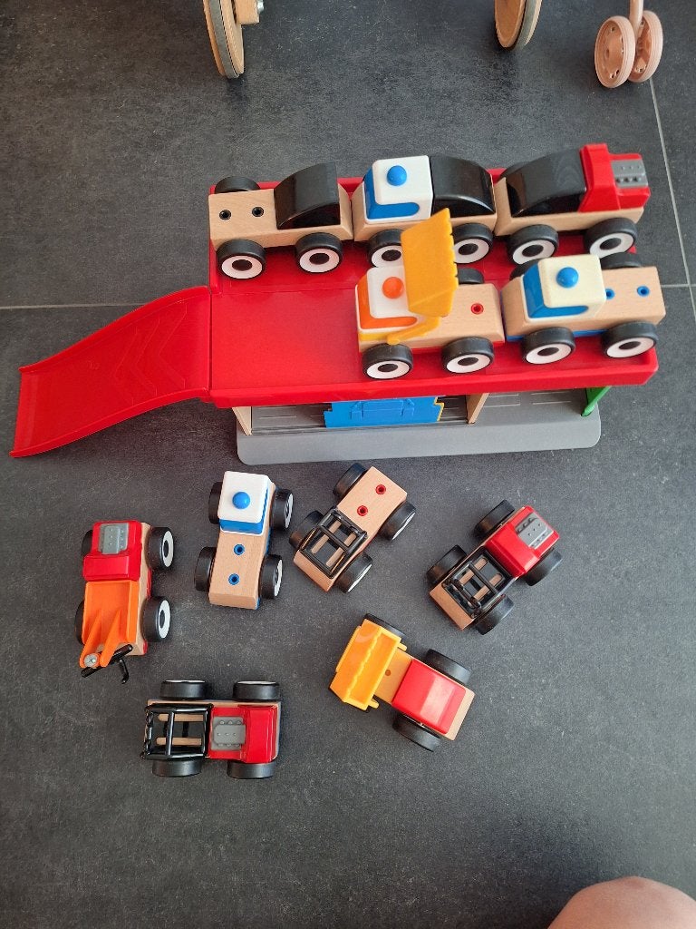 Garage autos ikea lillabo, Kinderen en Baby's, Ophalen, Zo goed als nieuw, Overige typen