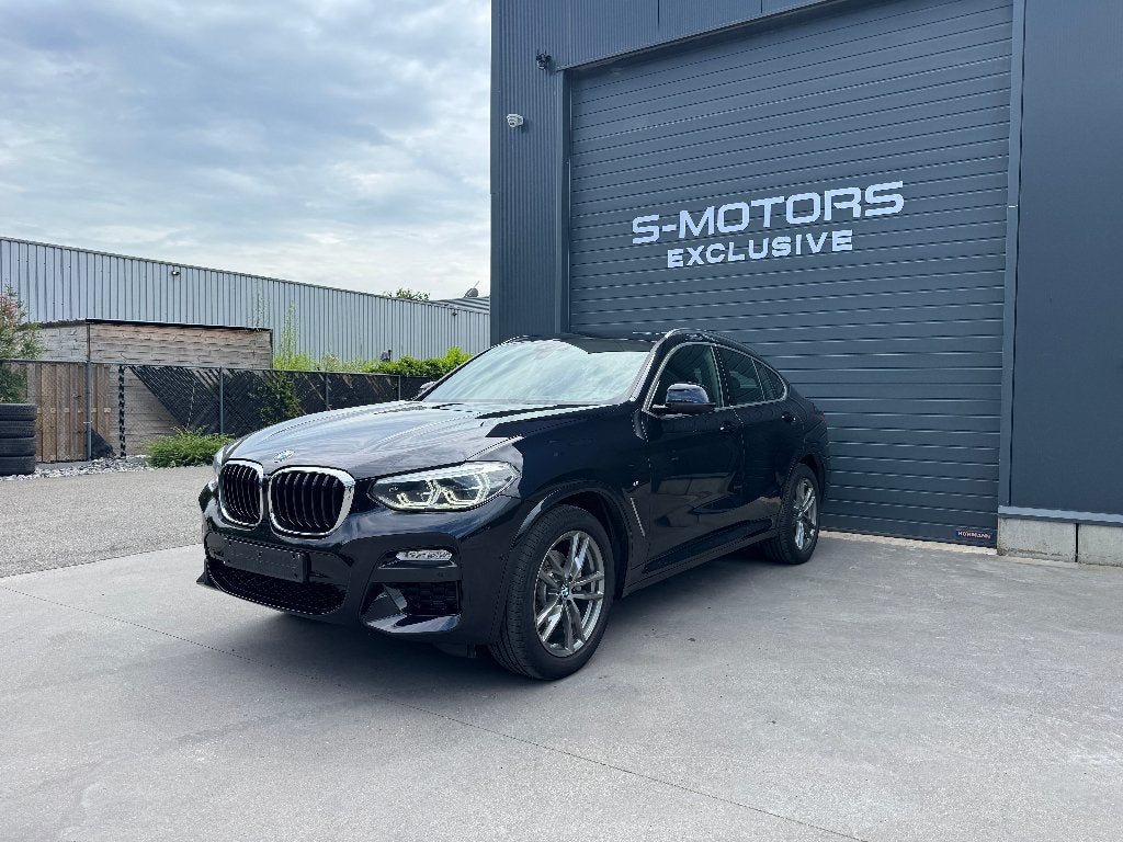 BMW X4 20i xDrive M SPORT / LED / HEADUP/ TREKHAAK /GARANTIE, Auto's, Automaat, 158 g/km, 4 cilinders, Zwart